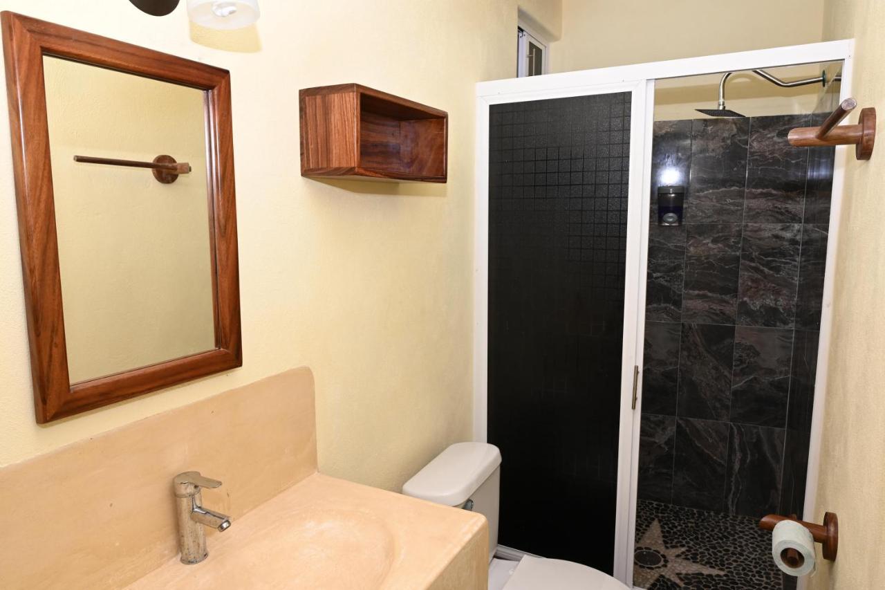 Hotel Vista Guamilule (Adults Only) Barra de Potosi Екстер'єр фото